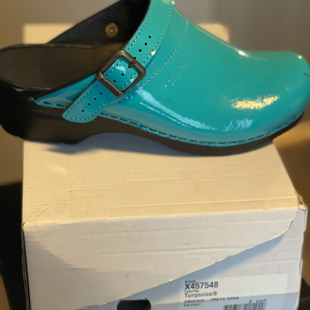 Clogs
